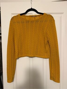 Zara Cropped Crewneck Sweater in Mustard Yellow